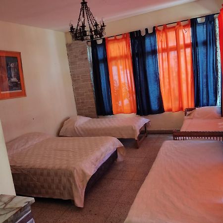 Olivos, Posada Y Habitaciones Buenos Aires Eksteriør bilde